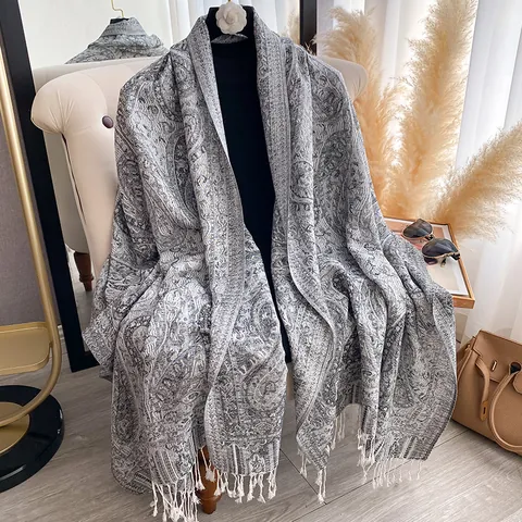 Women's Paisley Ethnic Scarf Bohemian Shawl Wrap With Tassels Imitation Cashmere Large Long Jacquard Scarf For All Seasons