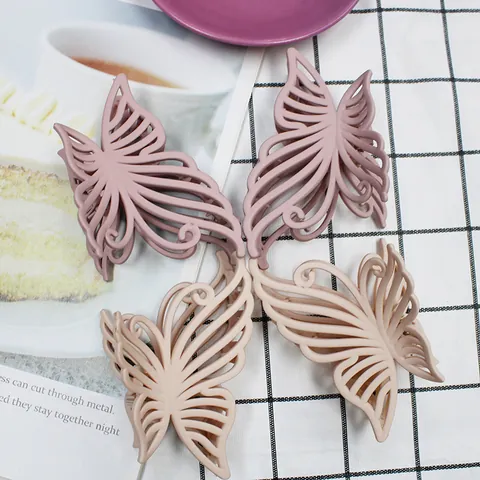 Vintage Frosted Hollow Butterfly Hair Claw Clip Matte Large Shark Clip For Women Elegant Fashion Hair Styling Accessories