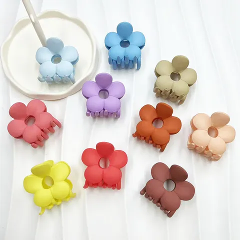 Pinza per Capelli a Forma di Fiore Opaca Traforata in Resina Clip a Squalo Colore Caramello Stile Coreano Accessori Capelli Donna