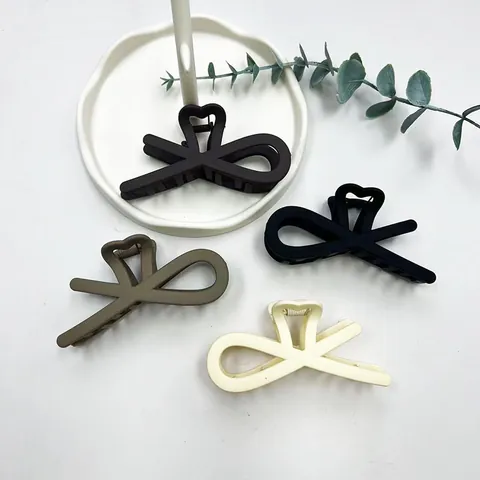 Molletta per Capelli Opaca Vintage per Donna Minimalista Grande Pinza a Squalo Incrociata Design a Cuore Fiocco Accessori Capelli Eleganti