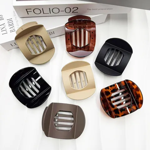 Large Oval Hair Claw For Women Hollow Out Plastic Resin Hair Clamp Elegant Nonslip Hair Clip Everyday Styling Accessories