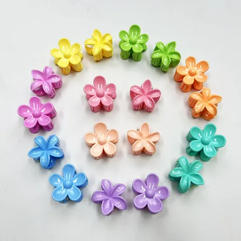 Mini Flower Hair Claw Clips Colorful Resin Plumeria Bangs Hairpins Cute Candy Color Floral Hair Accessories For Kids Girls
