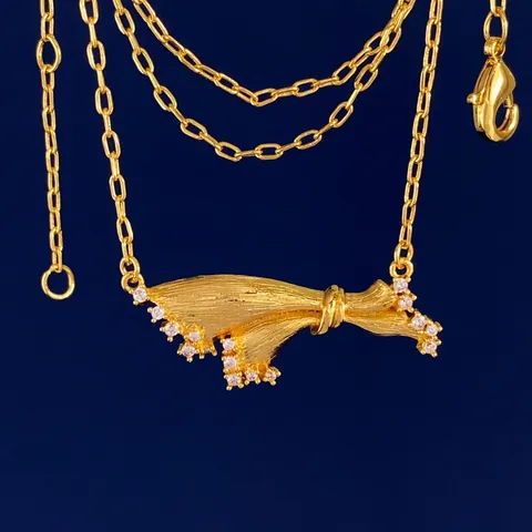 Italian Brushed Copper Bow Pendant Necklace Elegant Zirconia Inlaid Gold Silver Jewelry For Women Gift Fashion Necklaces
