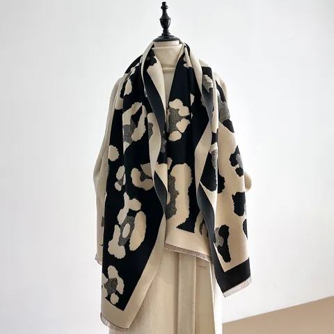 Vintage British Style Leopard Print Tassel Shawl Thickened Warm Imitation Cashmere Scarf For Women Winter Fall Wrap Scarf