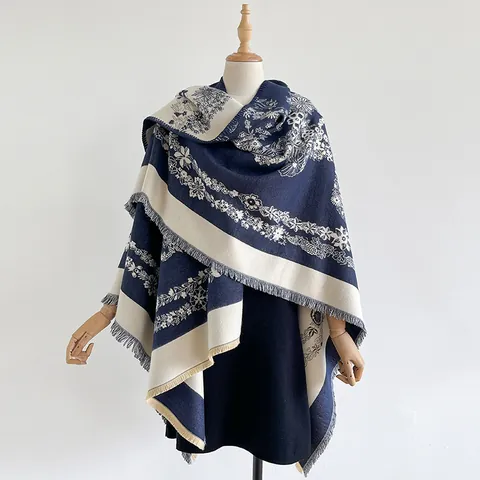 Chal Capa Grueso Tipo Cachemir Con Estampado Vintage de Flores y Mariposas Para Mujer Con Borlas Bufanda Capa Cálida de Doble Cara
