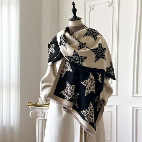 Sciarpa da Donna alla Moda con Motivo a Stella e Leopardo in Imitazione Cashmere Calda e Spessa con Nappine Scialle per l'Inverno