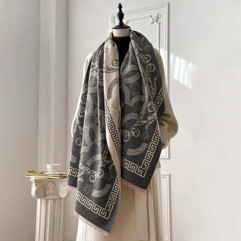 Sciarpa in Imitazione Cashmere Barocca da Donna Vintage Greca Motivo Nappine Scialle Jacquard Fronte Retro Invernale Calda