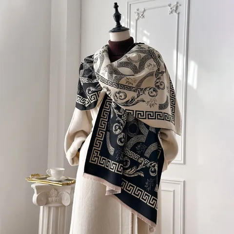 Sciarpa in Imitazione Cashmere Barocca da Donna Vintage Greca Motivo Nappine Scialle Jacquard Fronte Retro Invernale Calda
