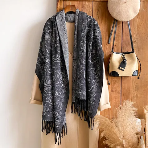 Women's Faux Cashmere Paisley Scarf Warm Ethnic Shawl With Tassels Thick Winter Wrap Jacquard Scarf For Office Travel