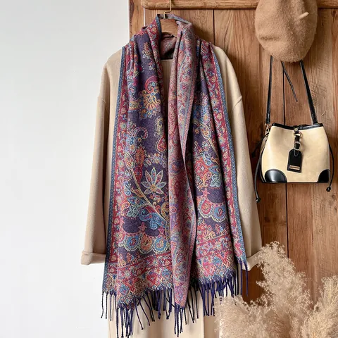 Women Retro Ethnic Paisley Scarf Shawl With Tassels Soft Warm Polyester Jacquard Winter Wrap Shawl Scarf Bohemian Scarf