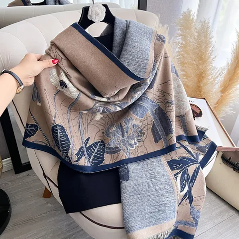 Vintage Floral Butterfly Jacquard Scarf For Women Thick Warm Imitation Cashmere Scarf Shawl Wrap With Tassels Artistic Scarf