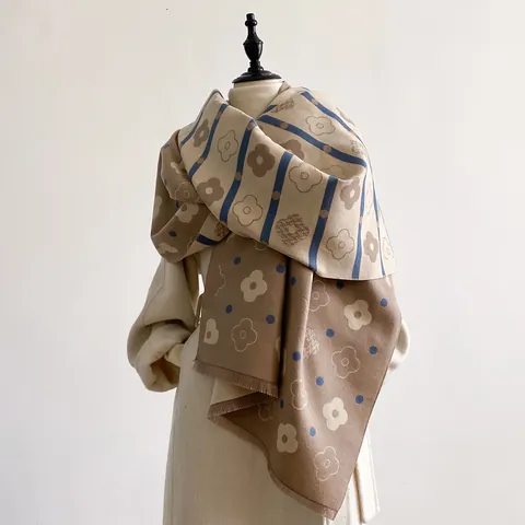 Bufanda Retro de Doble Cara de Imitación de Cachemira para Mujer Bufanda de Invierno Cálida Gruesa Chal Estampado Floral Lunares Borlas