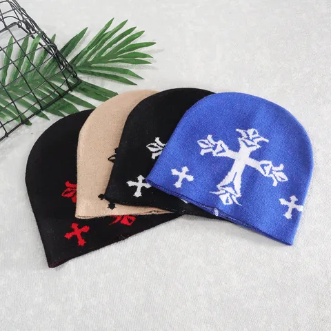 Berretto a Maglia Con Croce Gotica Per Uomo Donna Hip Hop Inverno Caldo Acrilico Skull Cap Streetwear Copricapo Ricamato Accessorio