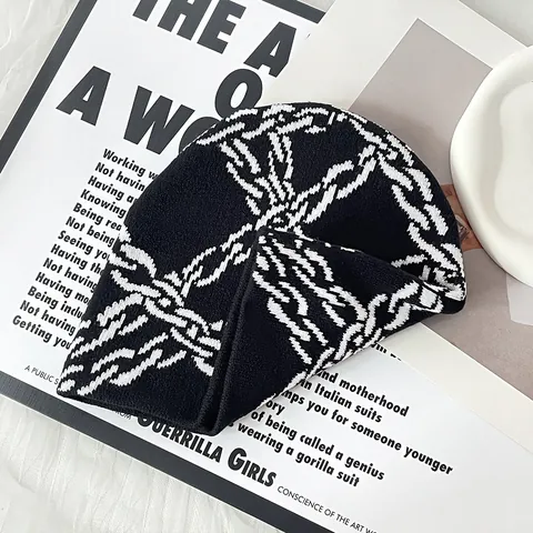 Trendy Chain Pattern Knitted Beanie Hat Hip Hop Streetwear Acrylic Warm Winter Double Sided Wear Brimless Skull Cap For Unisex