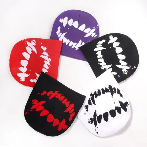Berretto in Maglia Trendy Con Motivo a Denti Invernale Caldo in Acrilico Streetwear Hip Hop per Uomo E Donna Y2K Skull Cap