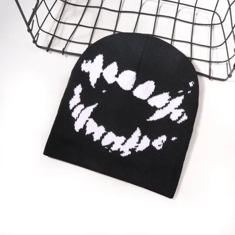 Berretto in Maglia Trendy Con Motivo a Denti Invernale Caldo in Acrilico Streetwear Hip Hop per Uomo E Donna Y2K Skull Cap