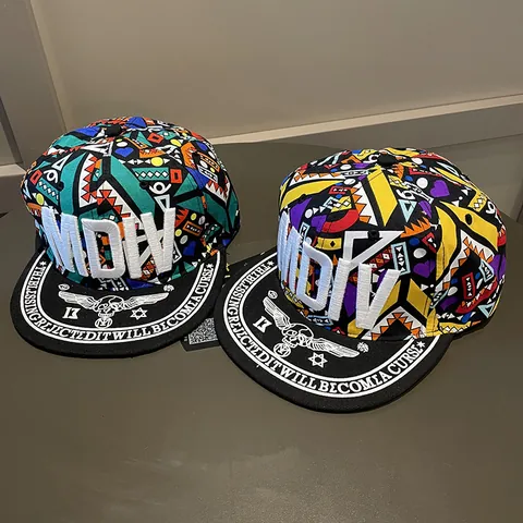 Καπέλο Snapback Hip Hop 3D Κέντημα Γραμμάτων Γκράφιτι Εκτύπωση Επίπεδο Γείσο Καπέλο Μπέιζμπολ για Άνδρες Γυναίκες Εφήβους Streetwear