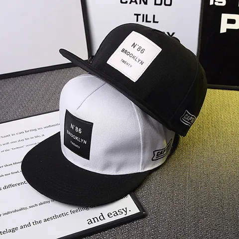 Brooklyn Μπάλωμα με Γράμματα Hip Hop Snapback Καπέλο Καμβάς Πολυεστέρας Επίπεδο Γείσο Καπέλο Μπέιζμπολ για Άνδρες Γυναίκες Μόδα του Δρόμου Καλοκαίρι Υπαίθριος Σκίαση Τάση Καπέλο
