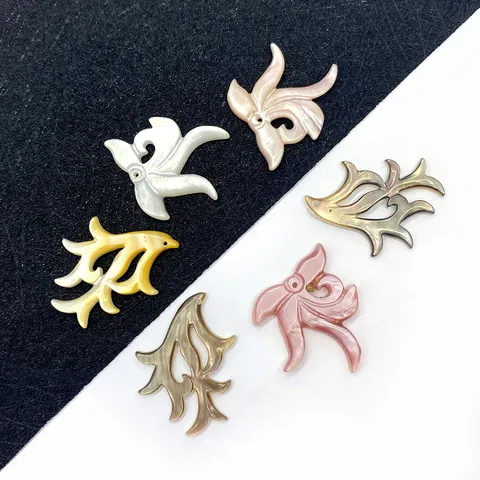 Natuurlijke Schelp Handgesneden Bloem Veer Hangers Parelmoer DIY Sieraden Accessoires Voor Ketting Oorbellen Maken
