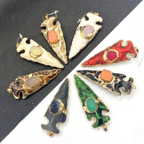 Colgante de Punta de Flecha de Resina Con Borde Chapado en Oro Incrustación de Druzy Boho Tribal Colgante en Forma de Flecha Para Hacer Joyas DIY Accesorios