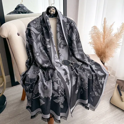 Elegant Double Sided Tencel Cotton Scarf For Women Vintage Floral Jacquard Shawl With Tassels Soft Warm Winter Pashmina