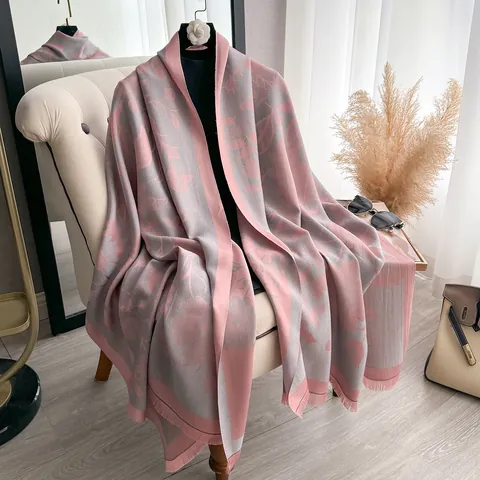 Elegant Double Sided Tencel Cotton Scarf For Women Vintage Floral Jacquard Shawl With Tassels Soft Warm Winter Pashmina