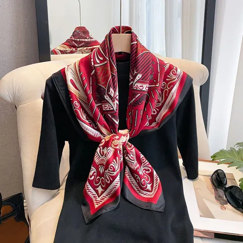 Women's Vintage Baroque Print Satin Square Scarf Elegant Geometric Striped Silk Like Shawl Fashion Multi Functional Hair Neck Wrap