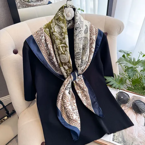 Damen Mode Satin Seidenschal Großes Quadrat Paisley Floral Druck Schal Weich Strand Kopftuch Für Reise Dekoration