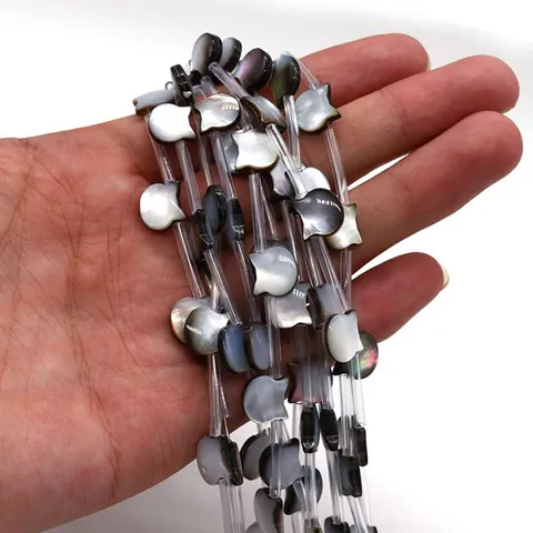 Perles en Vrac en Coquillage Naturel Tête de Chat Nacre Irisée Sculptée en Forme d'Animal pour Création de Bijoux DIY Bracelet Collier