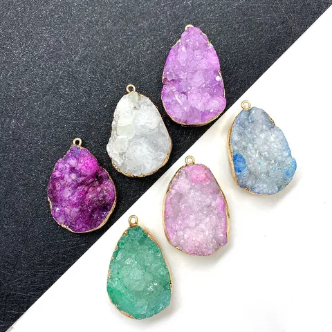 Natürliche Druzy Stein Tropfen Anhänger Vergoldete Umrandung Geoden Charm Für Schmuckherstellung DIY Halskette Damen Geschenk