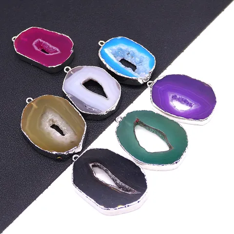 Natuurlijke Agaat Geode Plak Hanger Onregelmatige Edelsteen Druzy Met Verzilverde Rand DIY Sieraden Accessoire Hanger Only (Without Chain)