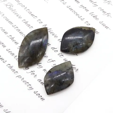 Natural Labradorite Stone Leaf Shape Pendant For DIY Jewelry Making Necklace Bracelet Craft Accessories Polished Gemstone Charm