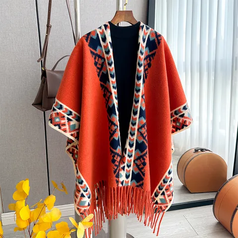 Poncho In Maglia Etnico Bohemien Scialle Vintage Motivo Geometrico Mantella Con Nappine Finta Cachemire Caldo Inverno