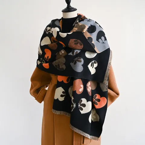 Elegant Heart Floral Print Cashmere Feel Polyester Warm Scarf For Women Winter Thickened Shawl With Tassels Daily Accessories
