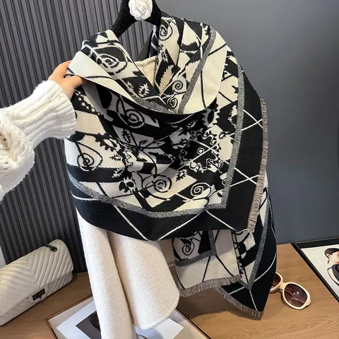 Vintage Rose Jacquard Winter Warme Sjaal Voor Vrouwen Imitatie Kasjmier Omslagdoek Geometrisch Floral Kwastjes Elegant