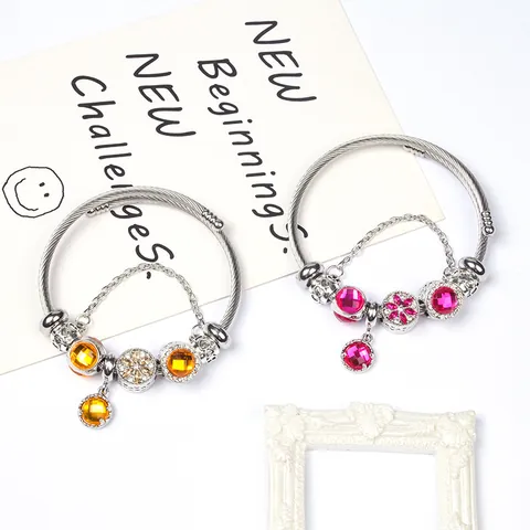 Fashion Alloy DIY Charm Bracelet Sparkling Rhinestone Crystal Beads Open Bangle With Heart Flower Pendant Jewelry For Women Gift