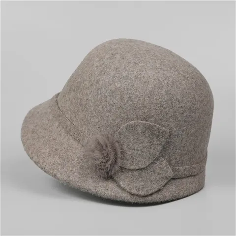 Women Vintage Wool Cloche Hat Solid Color Winter Warm Felt Basin Hat With Leaf And Fur Ball Decor For Elderly Women