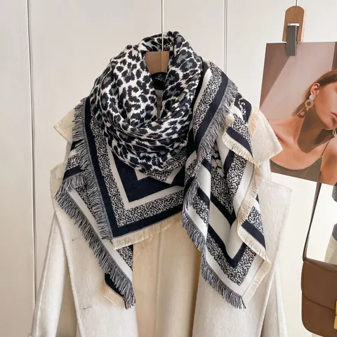 Dames Luipaardprint Grote Vierkante Sjaal Elegante Imitatie Kasjmier Dikke Warme Omslagdoek Met Kwastjes Voor Herfst Winter