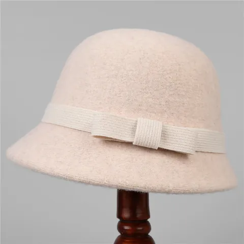 Vintage Elegant Wool Blend Cloche Hat For Women French Hepburn Style Winter Warm Bucket Hat With Bowknot Decoration