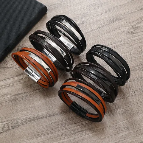 Bracciale da Uomo Multistrato in Pelle PU Fatto a Mano Con Barra in Metallo Lega Chiusura Magnetica Stile Punk Vintage Gioielli Casual Per Uomo