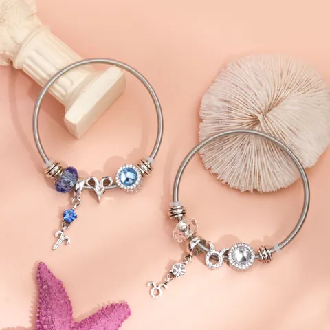 Twelve Zodiac Signs Alloy Beaded Charm Bracelet For Women Silver Plated Snake Chain With Crystal Rhinestone Zodiac Pendants Fashion Jewelry Gift