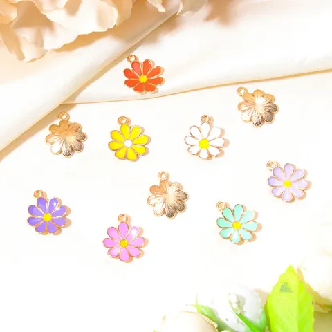 Enamel Daisy Flower Pendants Zinc Alloy Floral Charms For DIY Necklace Bracelet Jewelry Making Crafting Accessories