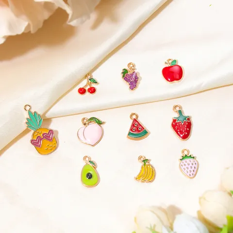 Dijes de Aleación de Esmalte con Forma de Fruta para Joyería Manzana Fresa Piña Sandía Colgantes para Manualidades DIY