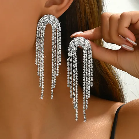 Pendientes de Cobre con Borla Larga de Zirconia para Mujer Vintage Pendientes Colgantes de Strass Boda Banquete Joyería de Moda