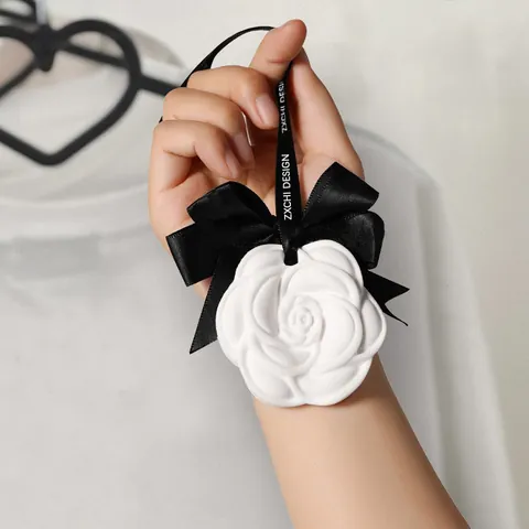 Camellia Rose Flower Shaped Plaster Fragrance Hanging Tablet Air Freshener For Wardrobe Closet Car Home