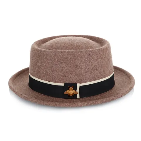 Cappello Jazz in Feltro di Lana Retrò per Uomo Donna Inverno Caldo Stile Britannico Fedora Con Emblema di Ape Pork Pie Hat Tinta Unita