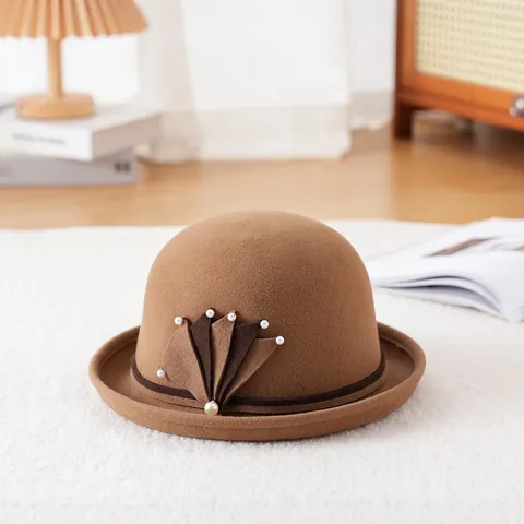 Franse Vintage Wollen Glockenhut Voor Vrouwen Elegante Kunstparel Decor Winter Warm Vilt Fedora Bolhoed Kerkfeest