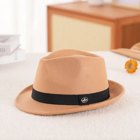 Unisex Vintage Wool Blend Fedora Hat With Leopard Print Ribbed Band Decorative Metal Badge Winter Warm Jazz Hat