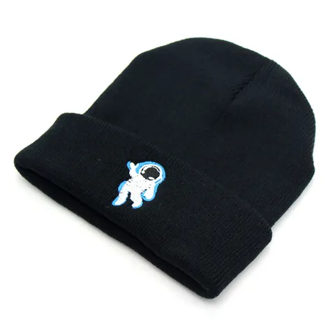 Berretto Invernale Caldo da Donna Uomo Ricamo Astronauta Nero Cappello in Maglia All'aperto Antivento Elastico Filato di Lana Unisex