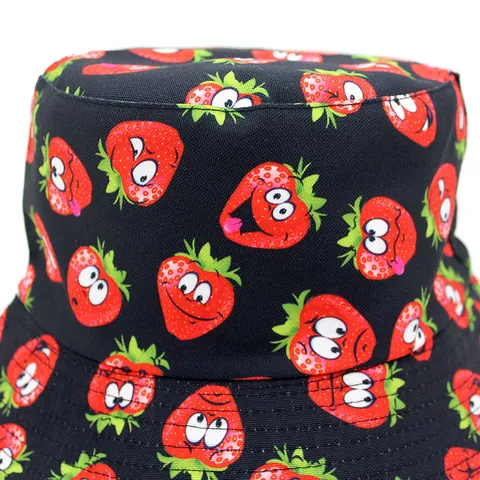 Cartoon Strawberry Print Double-Sided Wearable Bucket Hat Cotton Polyester Sunshade Outdoor Fisherman Hat For Unisex